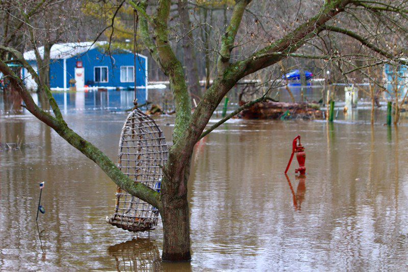 Homes flooded in south Lake County